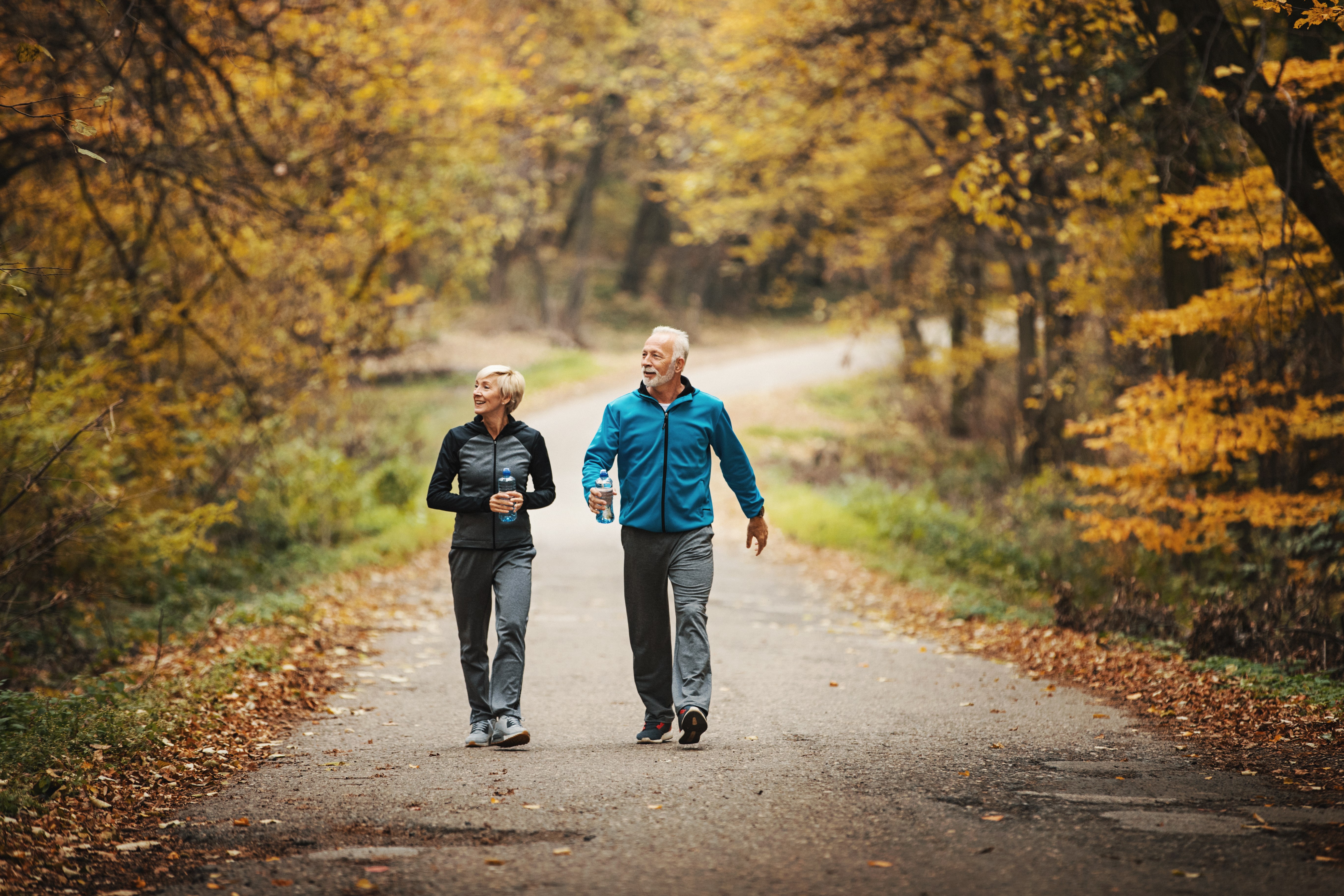 walking1_gettyimages-899471412.jpg